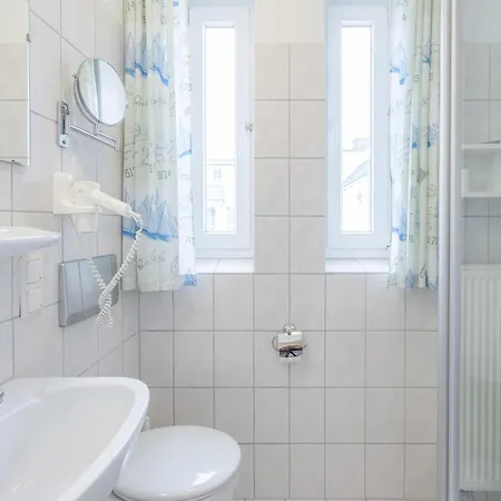 Lejlighed Moderne Strandnahe In Mit Balkon *