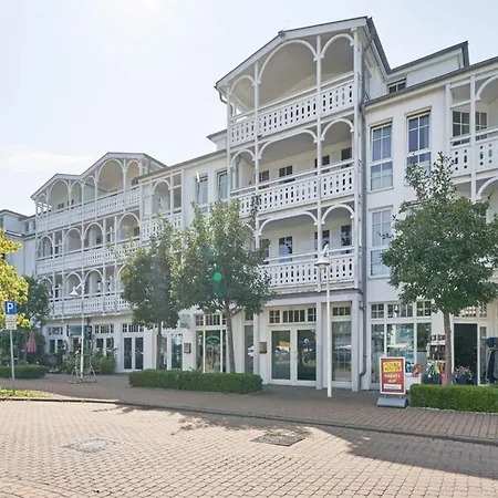 Moderne Strandnahe In Mit Balkon Sellin (Rugen)